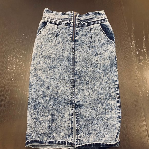 Jean Pencil Skirt - Picture 2 of 2